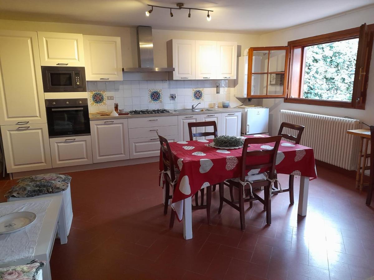 インプルネータLa Casa Di Giadaアパートメント エクステリア 写真